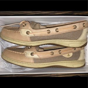 Women’s Angelfish Sperry shoes